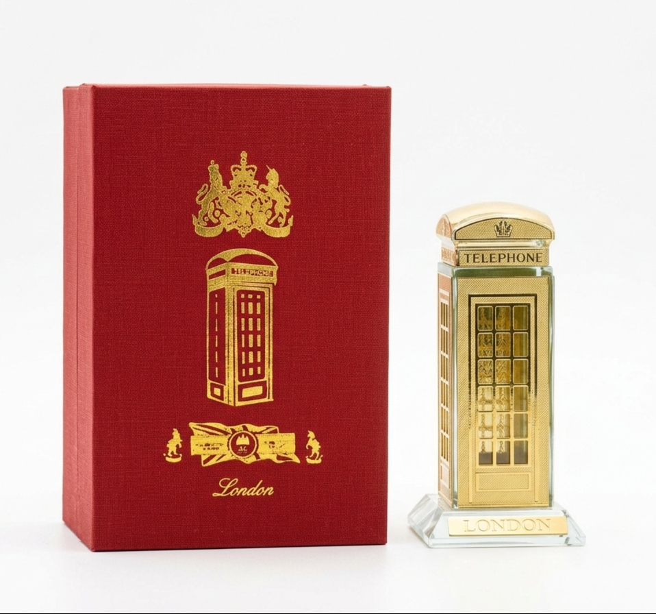 Telephone Booth made with crystal glass in golden colour